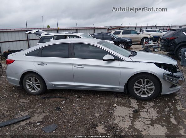 5NPE24AF5GH303914 2016 HYUNDAI SONATA Серебряный Вид задней части салона