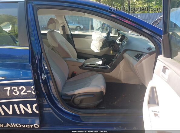 5NPE24AF5GH311415 2016 HYUNDAI SONATA Blue Вид салону спереду