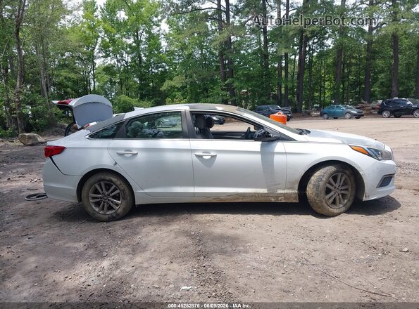 5NPE24AF5GH374207 2016 HYUNDAI SONATA White Սալոնի հետևի տեսք