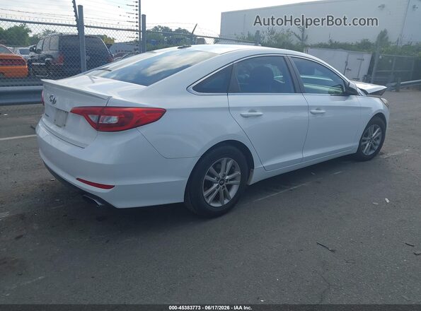 5NPE24AF5HH576823 2017 HYUNDAI SONATA Белый Задняя правая четверть