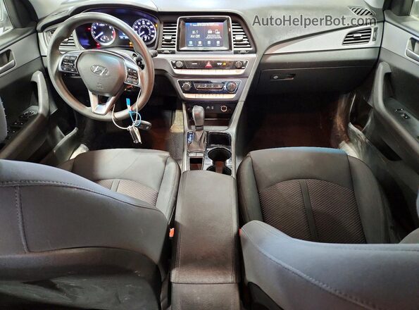 5NPE24AF5JH708596 2018 HYUNDAI SONATA White წინა პანელის ხედი