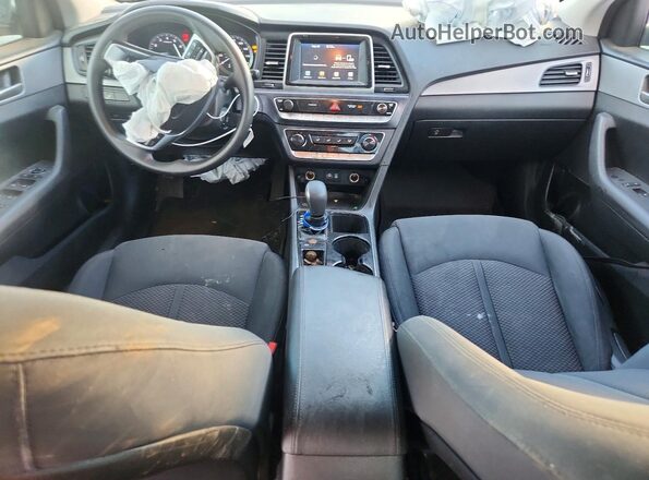 5NPE24AF5KH776009 2019 HYUNDAI SONATA Черный Вид панели приборов