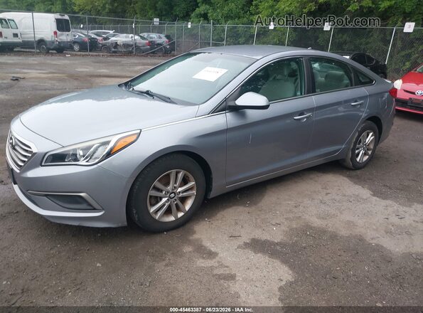 5NPE24AF6GH363877 2016 HYUNDAI SONATA Light Blue Vista tres cuartos delantera izquierda