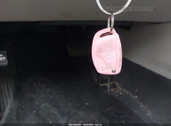 5NPE24AF6GH363877 2016 HYUNDAI SONATA Light Blue Vista del salpicadero