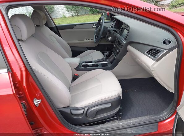 5NPE24AF6HH488234 2017 HYUNDAI SONATA Red წინა სალონის ხედი