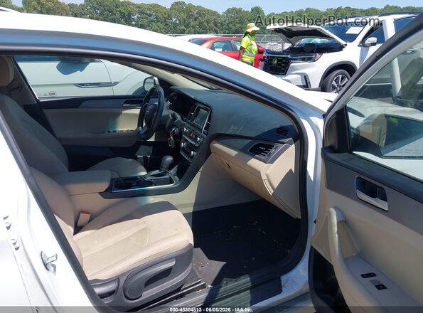 5NPE24AF6KH787715 2019 HYUNDAI SONATA White Widok wnętrza z przodu