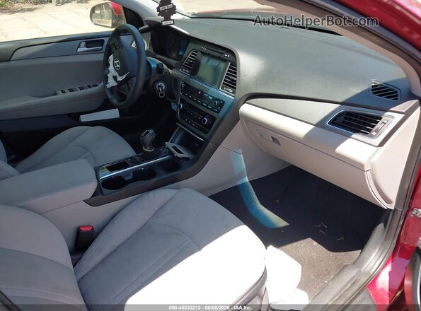 5NPE24AF7GH287151 2016 HYUNDAI SONATA Красный Вид салона спереди