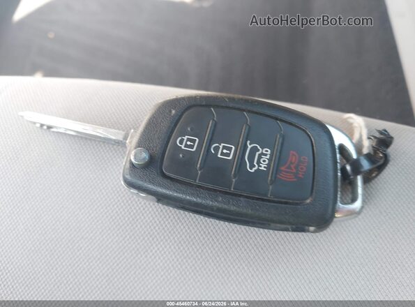 5NPE24AF7GH403061 2016 HYUNDAI SONATA White Առջևի վահանակի տեսք