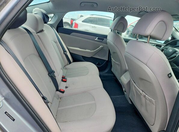 5NPE24AF7HH450432 2017 HYUNDAI SONATA Gray Widok tylnych siedzeń