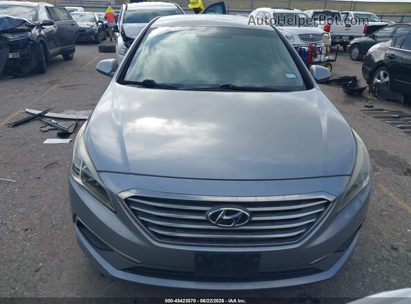 5NPE24AF7HH452990 2017 HYUNDAI SONATA Silver Vista del cuadro de instrumentos