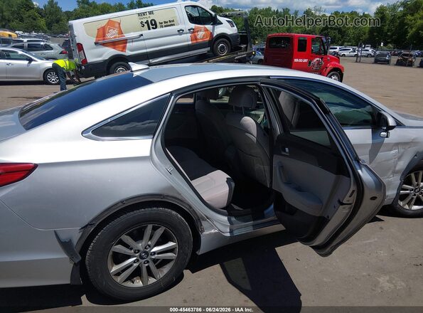 5NPE24AF7HH513612 2017 HYUNDAI SONATA Silver VIN կոդի պիտակի տեսք