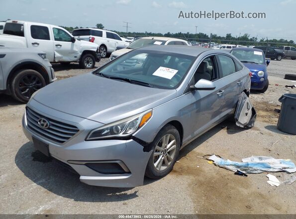 5NPE24AF7HH526859 2017 HYUNDAI SONATA Silver Передня ліва чверть
