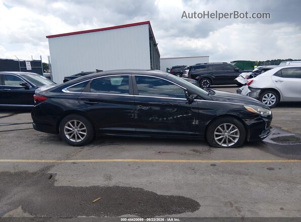 5NPE24AF7JH646389 2018 HYUNDAI SONATA Black Вид задньої частини салону