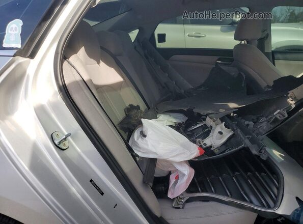 5NPE24AF7KH757025 2019 HYUNDAI SONATA Silver Հետևի նստատեղերի տեսք