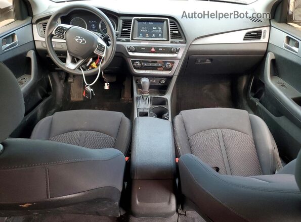 5NPE24AF7KH802402 2019 HYUNDAI SONATA White Առջևի վահանակի տեսք