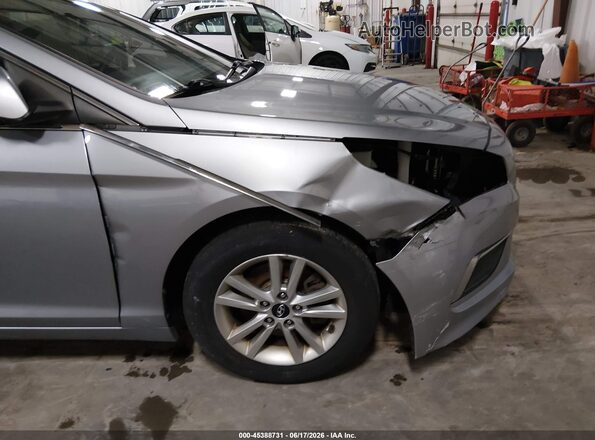 5NPE24AF8GH274053 2016 HYUNDAI SONATA Gray Widok z przodu