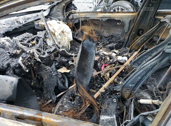 5NPE24AF8GH306208 2016 HYUNDAI SONATA Пожар Вид салона спереди