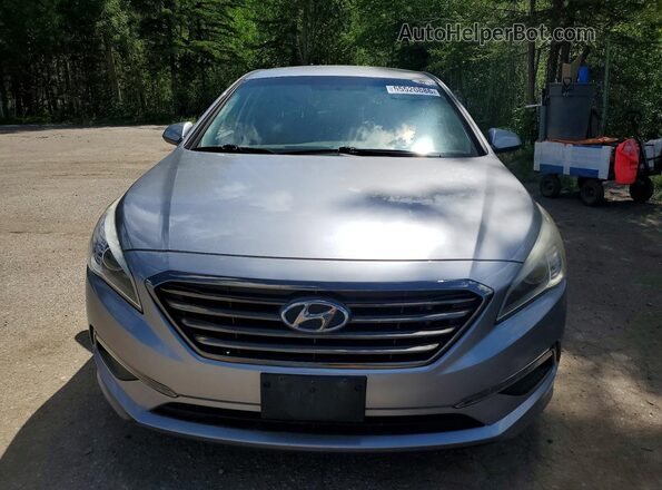 5NPE24AF8HH459981 2017 HYUNDAI SONATA Серебряный Вид спереди