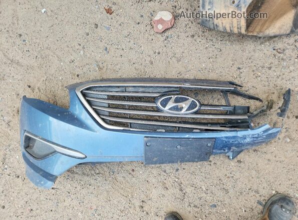5NPE24AF8HH470205 2017 HYUNDAI SONATA Blue Widok komory silnika