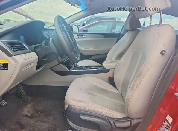 5NPE24AF8HH586505 2017 HYUNDAI SONATA Red წინა სალონის ხედი
