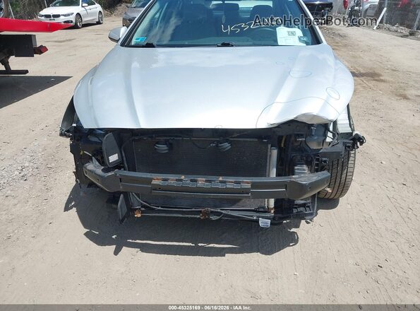 5NPE24AF8JH616446 2018 HYUNDAI SONATA Silver Вид спереду