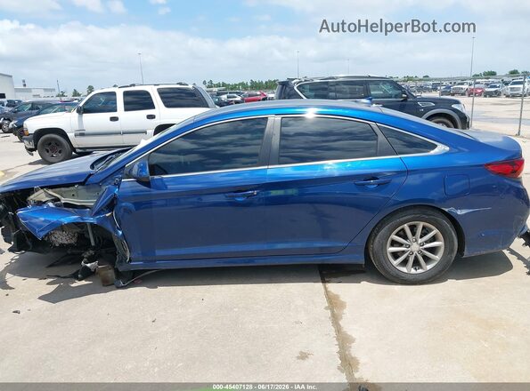 5NPE24AF8KH772066 2019 HYUNDAI SONATA Синий Вид задней части салона