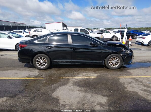 5NPE24AF8KH806488 2019 HYUNDAI SONATA Black Rear interior view