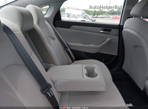 5NPE24AF8KH815756 2019 HYUNDAI SONATA White Вид наклейки з VIN-кодом