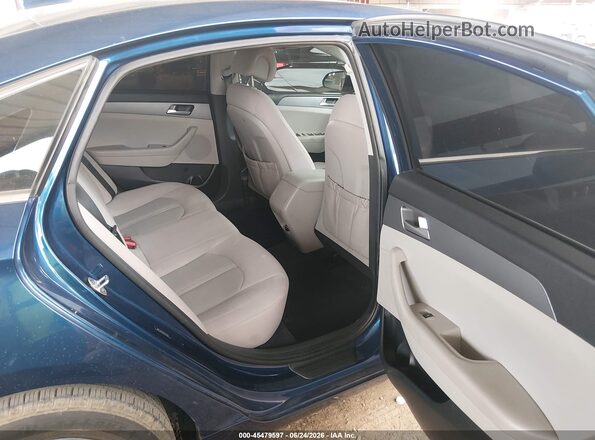 5NPE24AF9HH447905 2017 HYUNDAI SONATA Blue VIN կոդի պիտակի տեսք