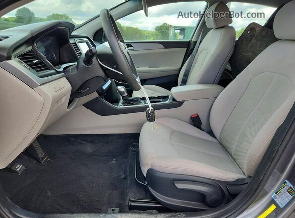 5NPE24AF9JH652825 2018 HYUNDAI SONATA Charcoal Սալոնի դիմացի տեսք