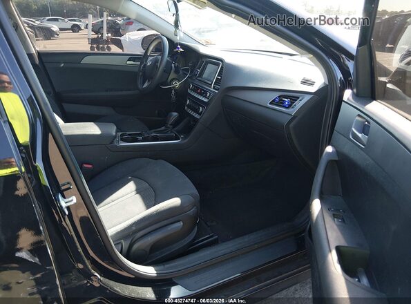 5NPE24AF9JH697019 2018 HYUNDAI SONATA Black Widok wnętrza z przodu