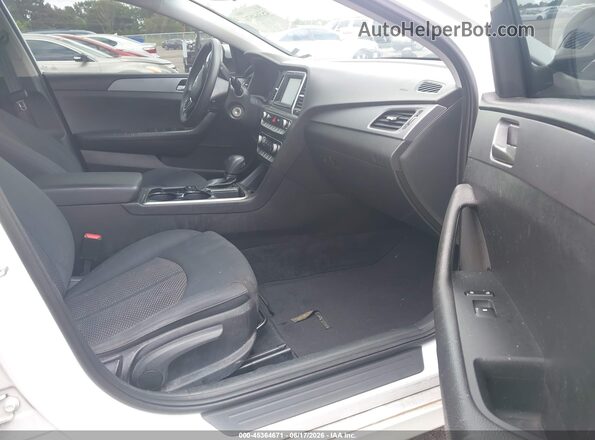5NPE24AF9KH804474 2019 HYUNDAI SONATA White Սալոնի դիմացի տեսք