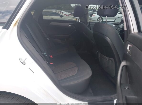 5NPE24AF9KH804474 2019 HYUNDAI SONATA White VIN կոդի պիտակի տեսք