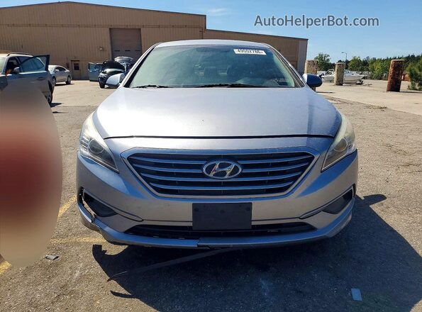5NPE24AFXHH506301 2017 HYUNDAI SONATA Silver Widok z przodu