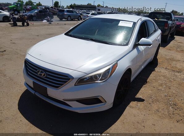 5NPE24AFXHH522207 2017 HYUNDAI SONATA White 