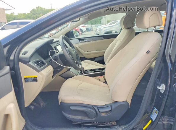 5NPE24AFXHH570273 2017 HYUNDAI SONATA Black Widok wnętrza z przodu