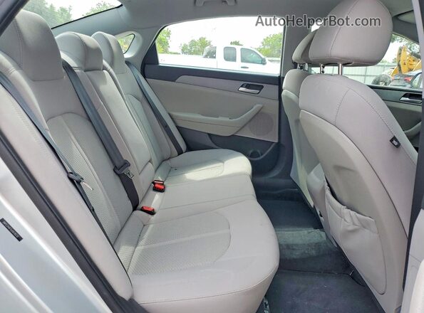5NPE24AFXJH618232 2018 HYUNDAI SONATA Серебряный 
