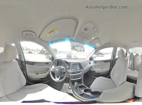 5NPE24AFXJH618232 2018 HYUNDAI SONATA Серебряный 
