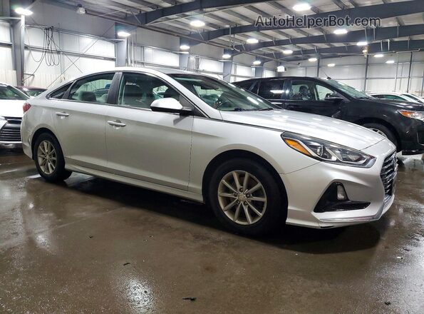5NPE24AFXJH626699 2018 HYUNDAI SONATA Silver Front right