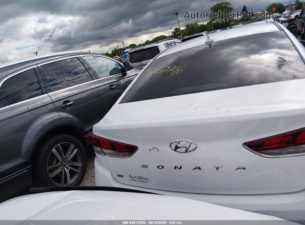 5NPE24AFXJH663901 2018 HYUNDAI SONATA White 