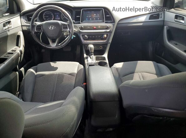 5NPE24AFXJH686126 2018 HYUNDAI SONATA Silver Вид панелі приладів
