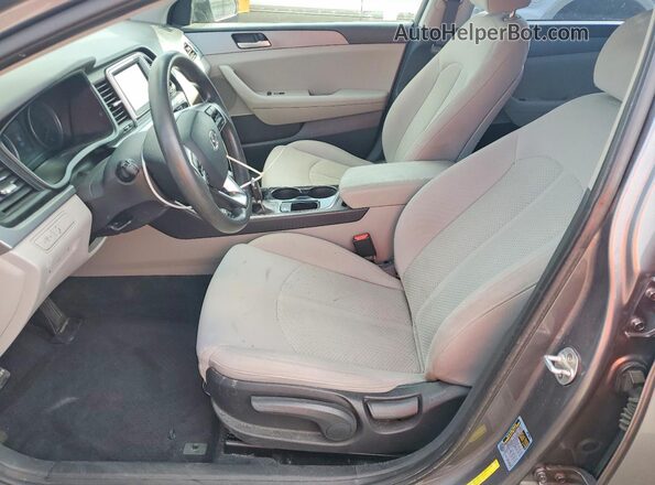 5NPE24AFXKH752420 2019 HYUNDAI SONATA Gray წინა სალონის ხედი