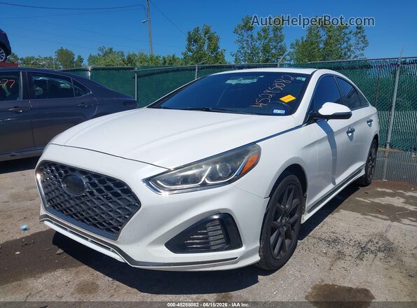 5NPE34AB4JH640687 2018 HYUNDAI SONATA White წინა მარცხენა ხედი სამი მეოთხედიდან