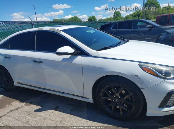 5NPE34AB4JH640687 2018 HYUNDAI SONATA White უკანა სალონის ხედი