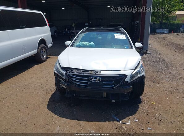 5NPE34AB5HH497727 2017 HYUNDAI SONATA White Вид задньої частини салону