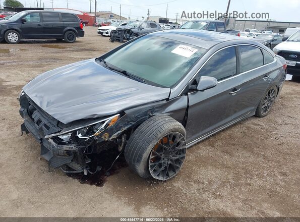 5NPE34AB7JH658858 2018 HYUNDAI SONATA Серебряный Передняя левая четверть