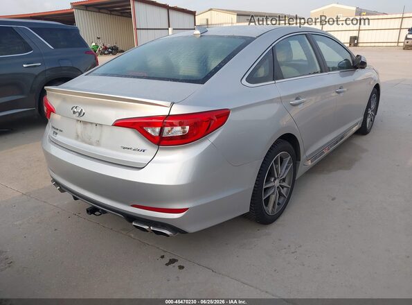 5NPE34AB8HH446643 2017 HYUNDAI SONATA Silver Tył prawy
