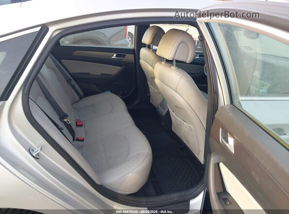 5NPE34AB8HH446643 2017 HYUNDAI SONATA Silver Widok naklejki z numerem VIN