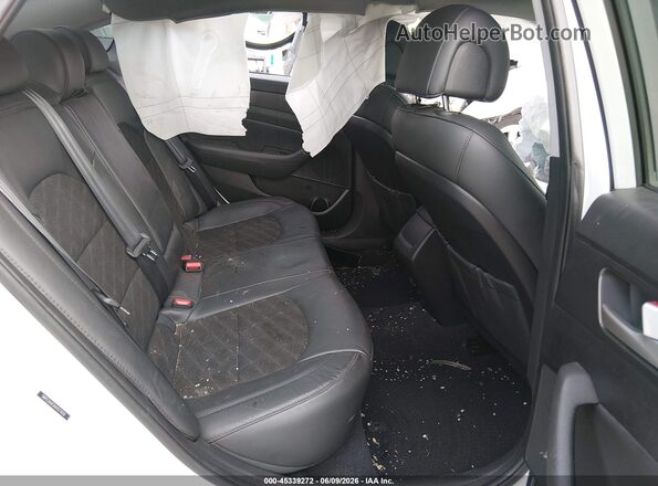 5NPE34AF0HH517658 2017 HYUNDAI SONATA White Rear seats view