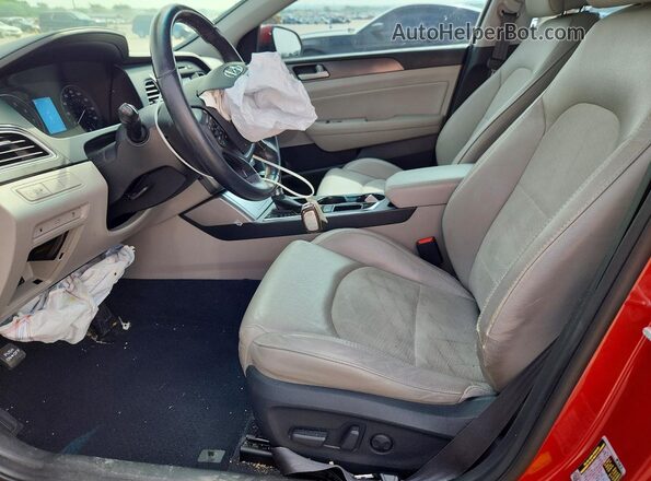5NPE34AF0HH521113 2017 HYUNDAI SONATA Red წინა სალონის ხედი